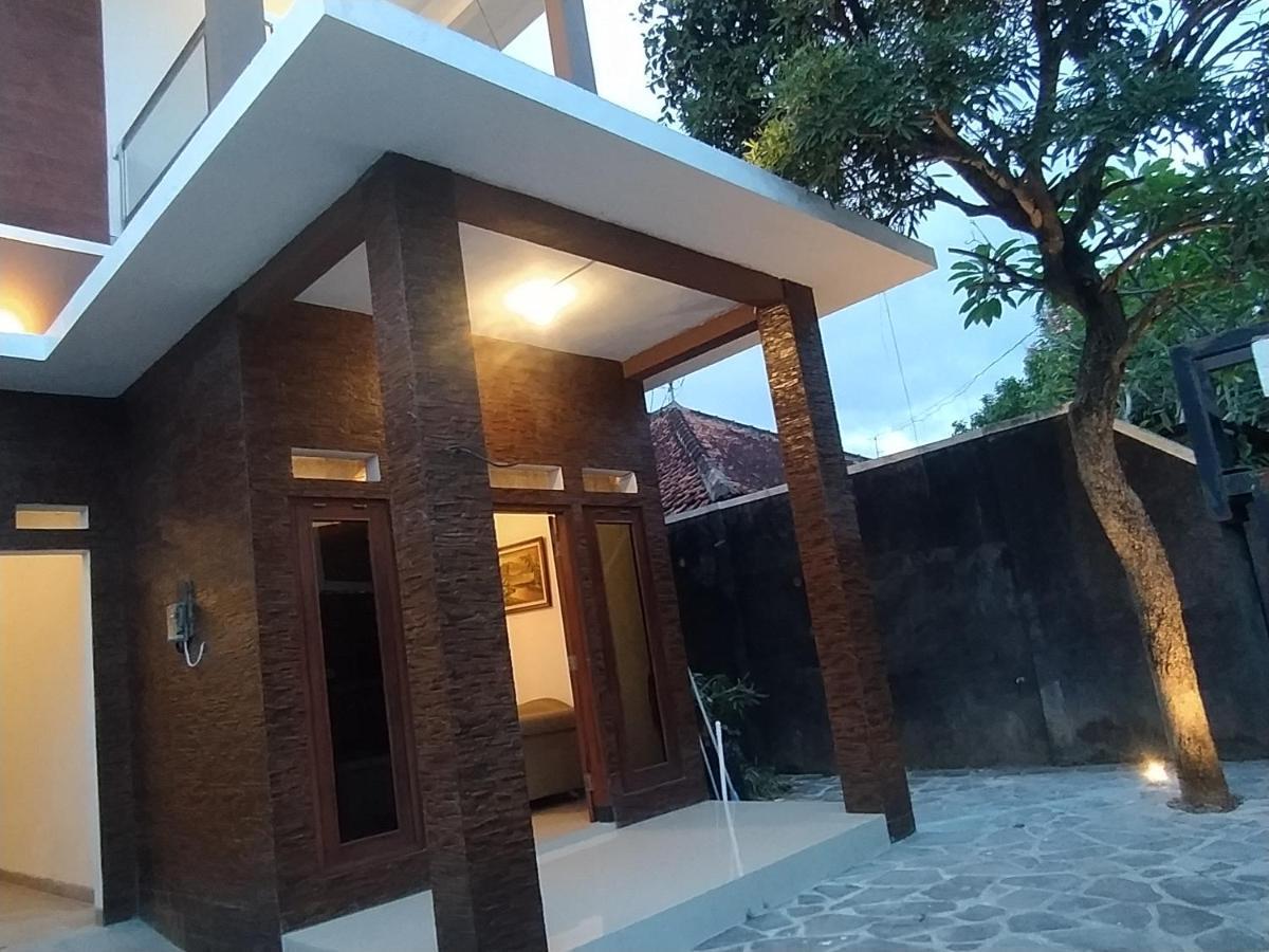House Of Soulmate Villa ยอกยาการ์ตา ภายนอก รูปภาพ